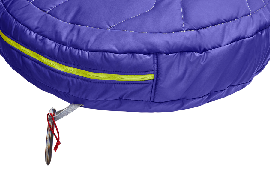 10601-Highlands-Sleeping-Bag-Huckleberry-Blue-Stake-Loop.png