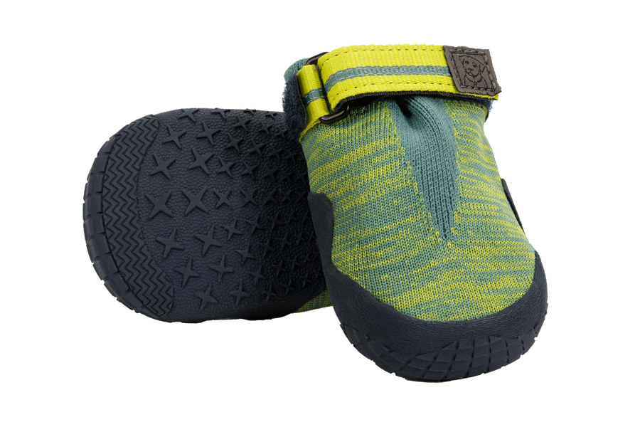 P1560_HiandLightTrailShoe_RiverRockGreen_Pair_STUDIO.png